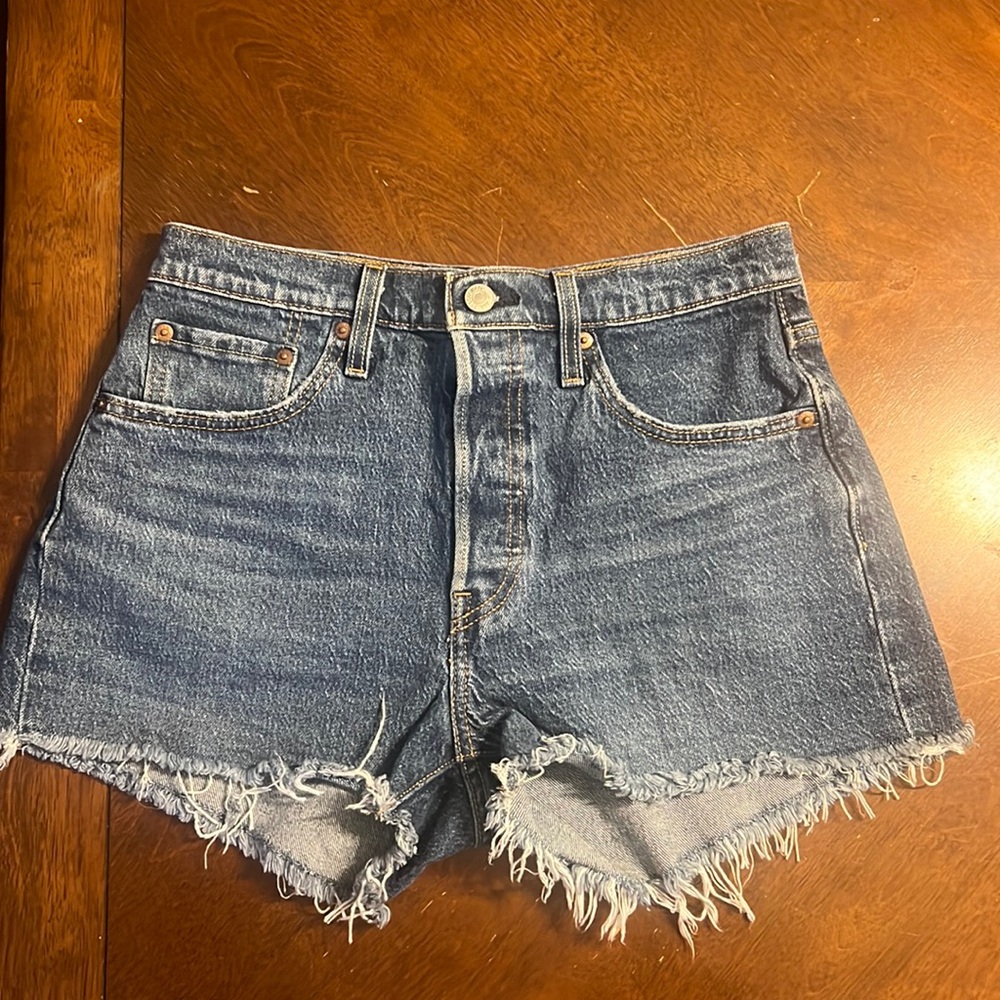 Women’s Levi High Waisted Shorts